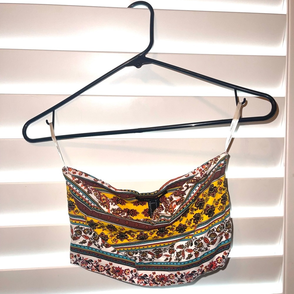 ✨Lightly Worn Patterned Bando Top✨